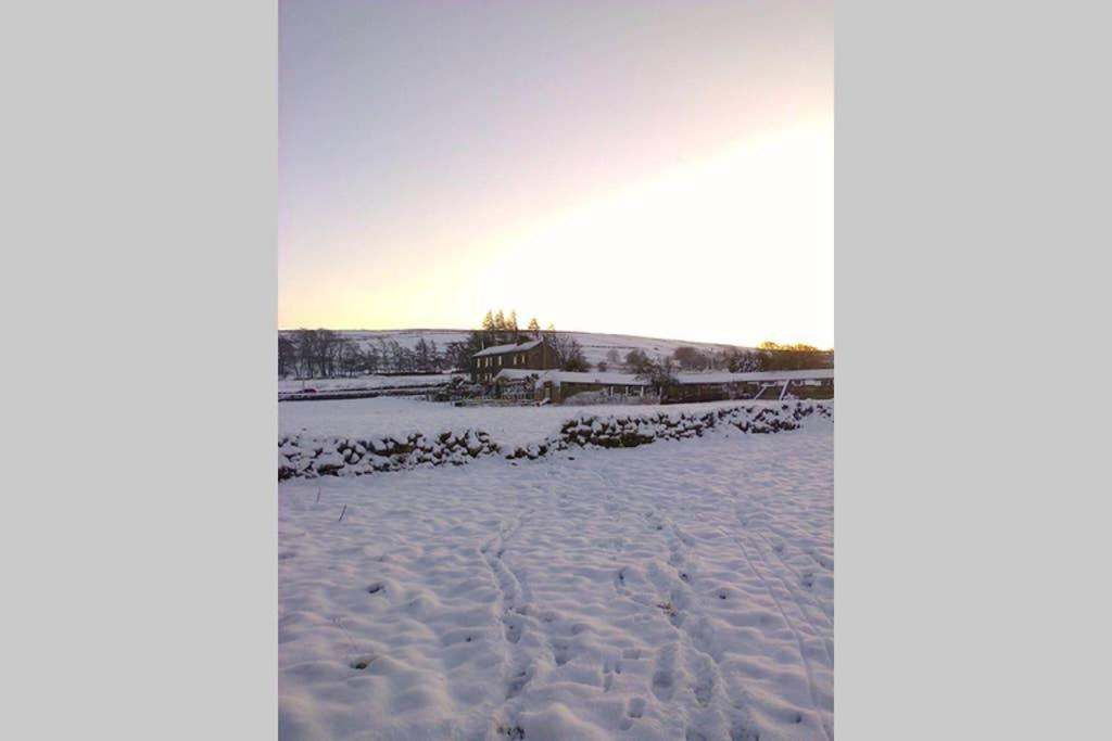 Stones Cottage Farm, Nr Haworth, Family Friendly, Work Friendly, Gaming Barn, Crafting, Free Wifi, Free Parking, Ev Point อ็อกเซนโฮป ภายนอก รูปภาพ